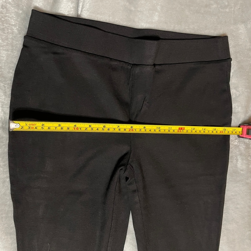 2/$15 Dress Pants Size M